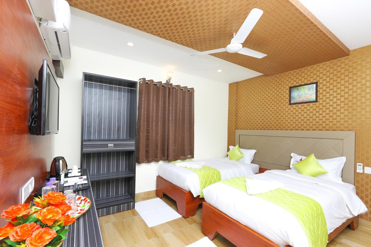 Bed and Breakfast Royal Grand Tambaram Exterior foto
