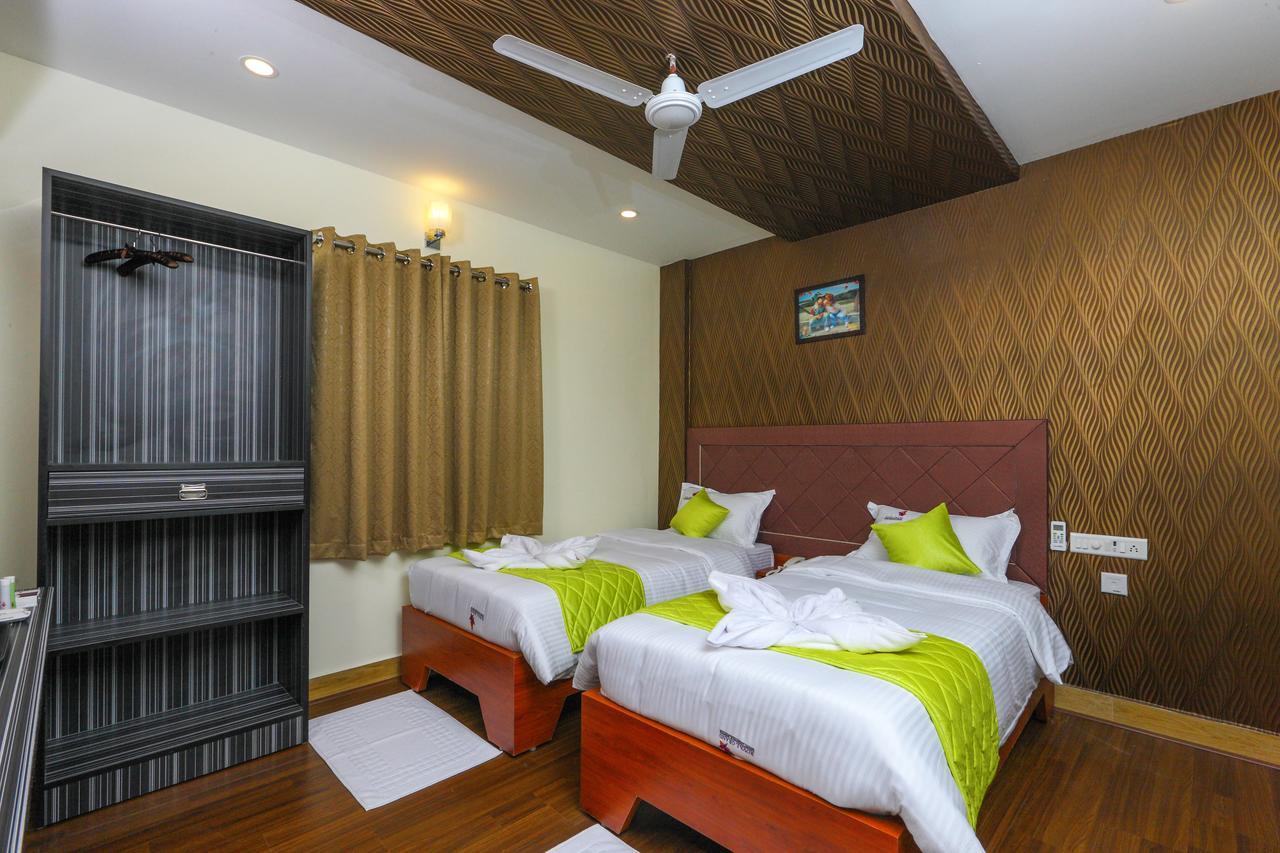 Bed and Breakfast Royal Grand Tambaram Exterior foto